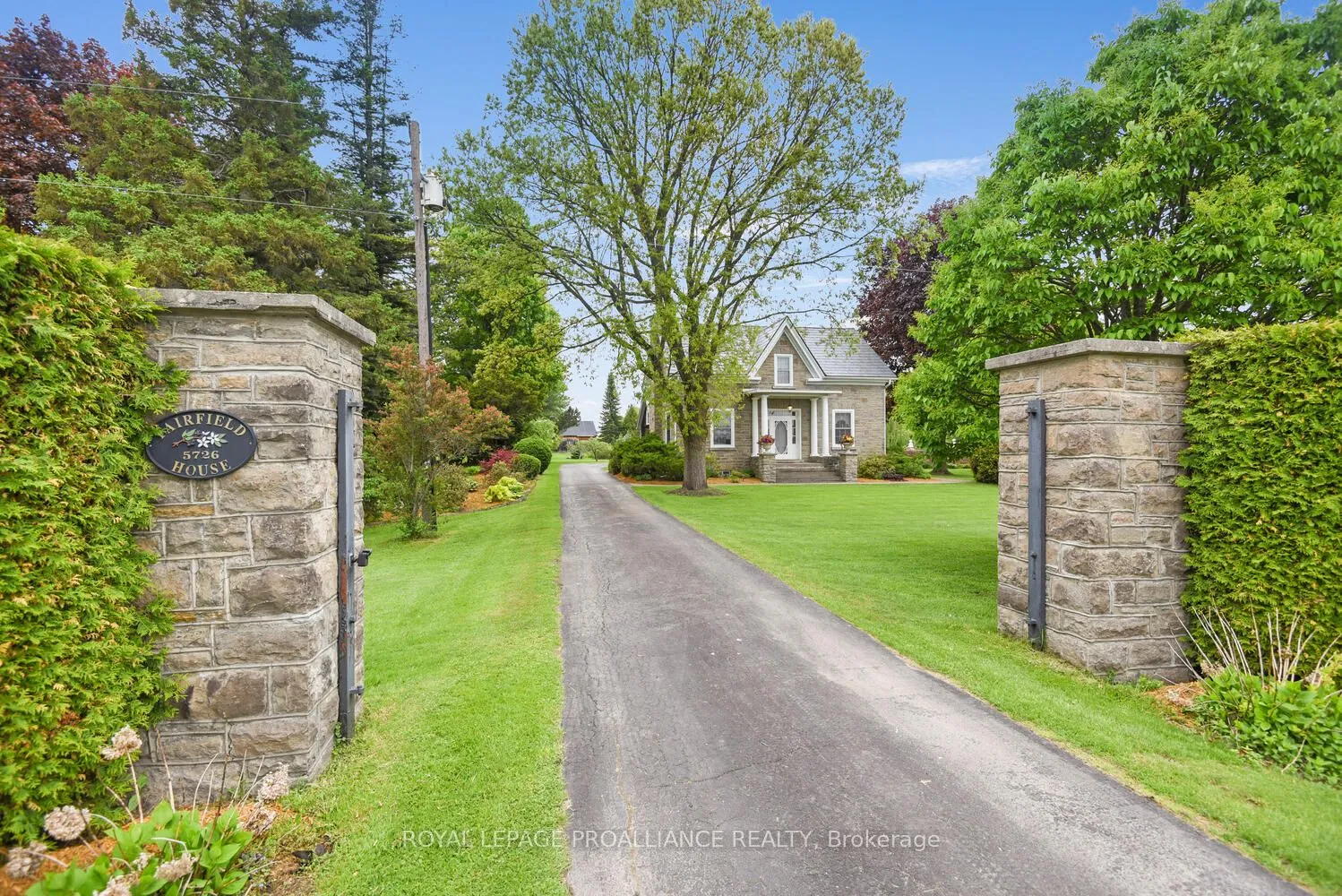 5726 Fairfield Road, ON K6V 5T5