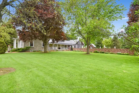 5726 Fairfield Road, ON K6V 5T5