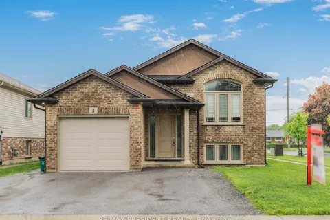 3 Berkshire Drive, ON L2M 3Y3