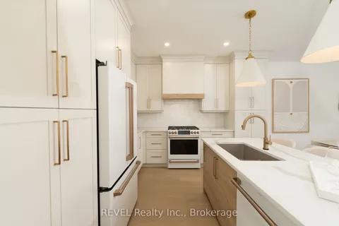 70F Seneca Drive, ON L2A 1C2