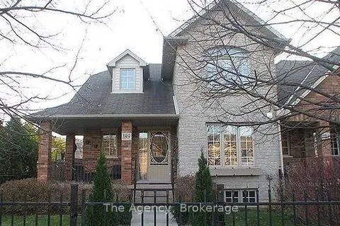 189 Livingston Avenue, ON L3M 5M3