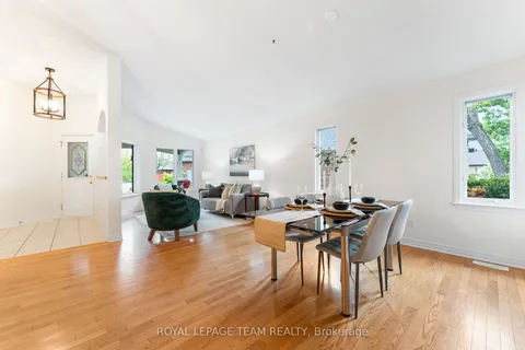 33 Waterthrush Crescent, Kanata, ON K2M 2T8