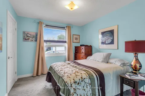 65 Seres Drive, ON N4G 5E7