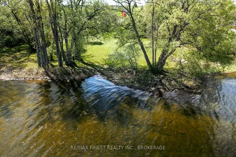 9910 Front Road, ON K0H 2S0