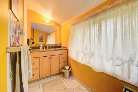 101 Meredith Drive, ON L2M 6C5