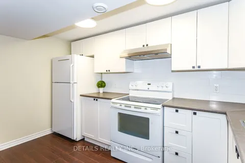 970 Shamir Avenue, ON K1G 2T2