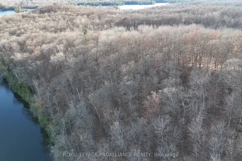 1098 Twin Sisters Lake Road, ON K0K 2M0