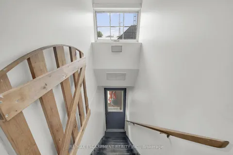 17 Erie Avenue, ON N0A 1G0
