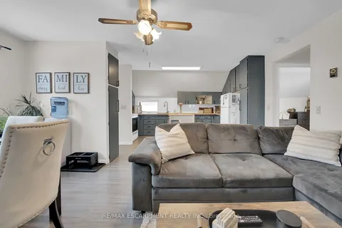 17 Erie Avenue, ON N0A 1G0