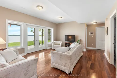 121 Hickory Lane, ON K0H 2Y0