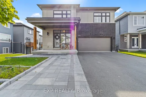 4556 Kelly Farm Drive, ON K1X 0G8