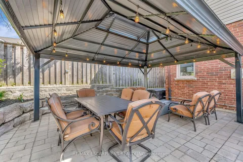 130 Napoli Drive, ON L9C 6X2