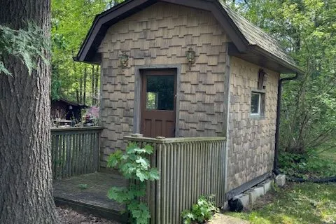 9707 Army Camp Road, ON N0N 1J0
