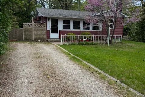 9707 Army Camp Road, ON N0N 1J0