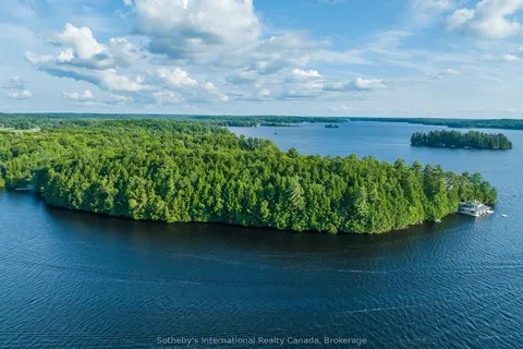 1250 Waldmere Road, ON P1L 1W8