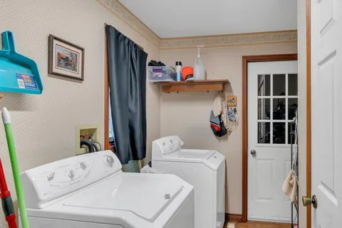 12 Robert Street, ON P0A 1Z0