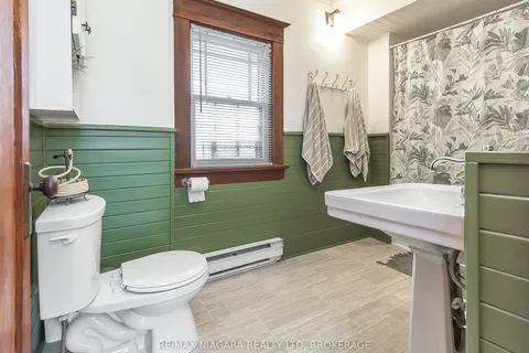 257 Sugarloaf Street, ON L3K 2P1