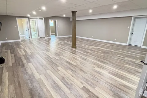 2500 Kearns Way, ON K4P 1R9