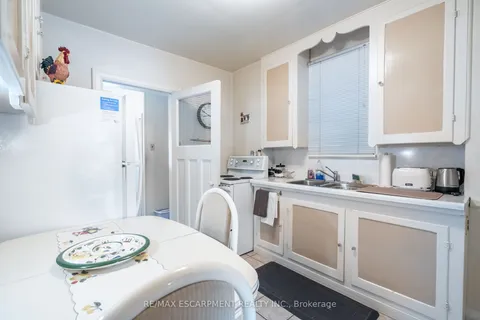 204 Emerald Street, ON L8L 5K8