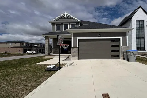 86 Church Street, ON N0M 1S2