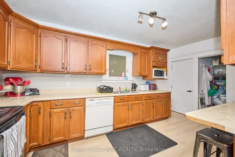 71 Dufferin Street, ON L2R 1Z9