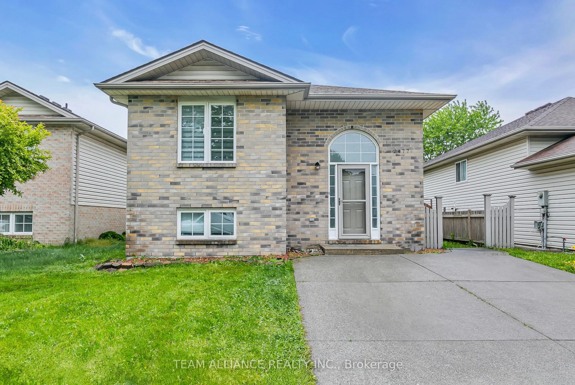 2477 Trappers Avenue, ON N8P 1N4