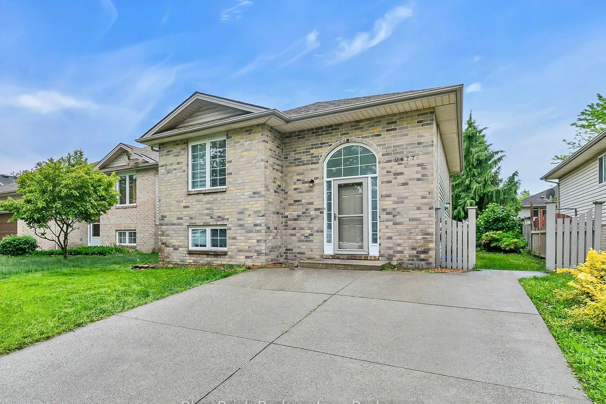 2477 Trappers Avenue, ON N8P 1N4