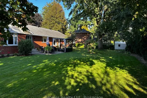 525 4th A Street, ON N4K 6A4