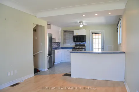 258 LORNE Avenue, ON N2M 3Y8