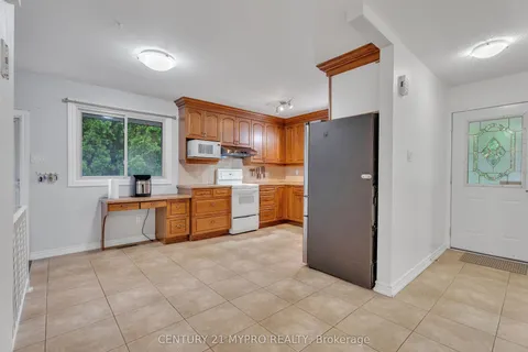 129 Winding Woods Road, ON N6G 3G7