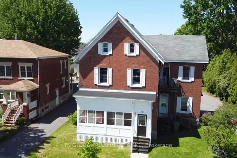 110 York Street, ON K6J 3Y8