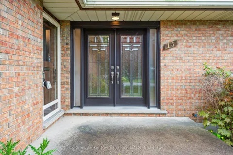 15 Hands Drive, Guelph, ON N1G 3E6