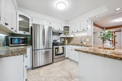 15 Hands Drive, Guelph, ON N1G 3E6