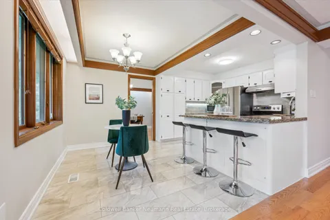 15 Hands Drive, Guelph, ON N1G 3E6