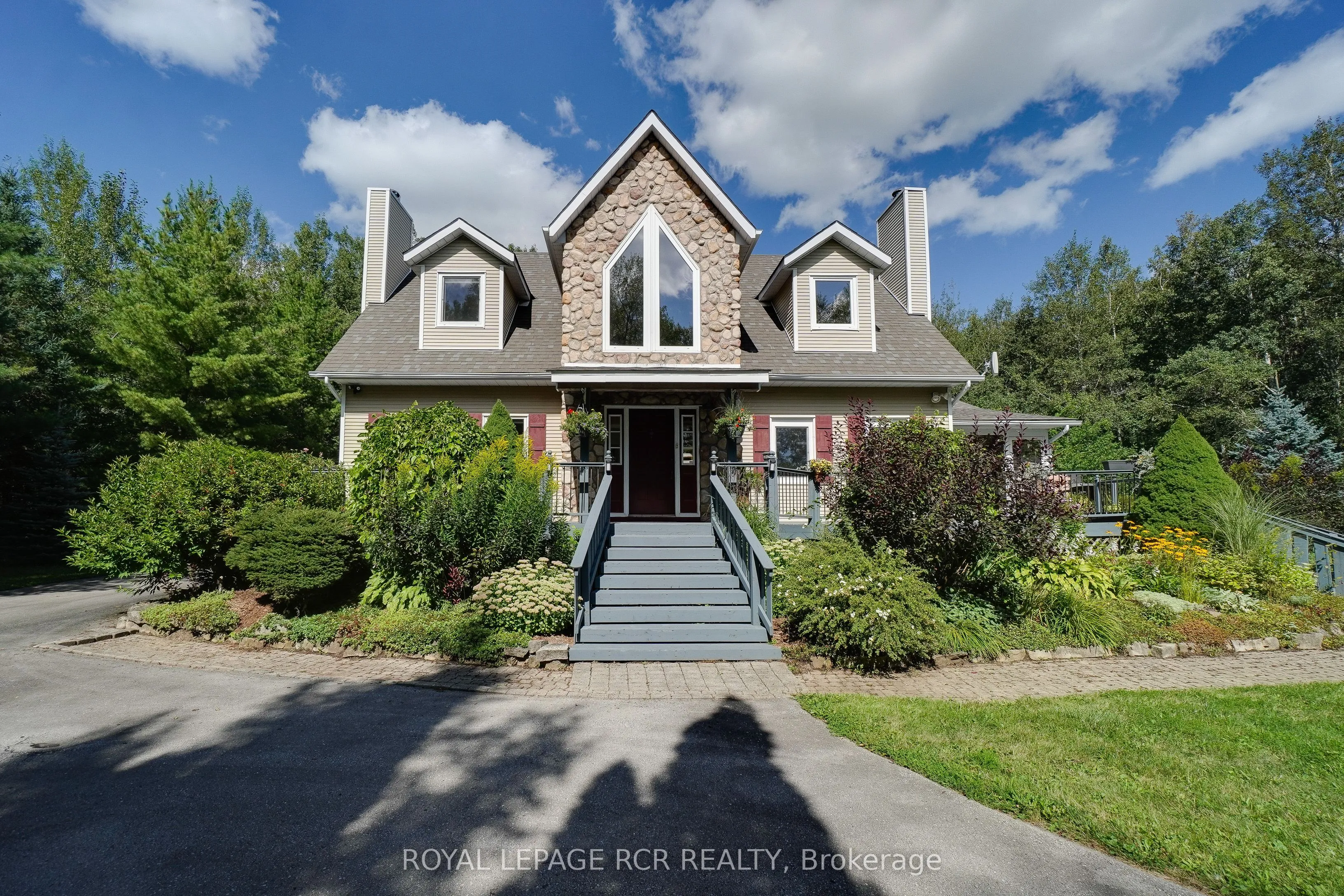 5823 Eighth Line, ON N0B 1Z0