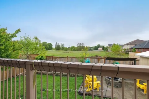 1327 Eagletrace Drive, ON N6G 0C4