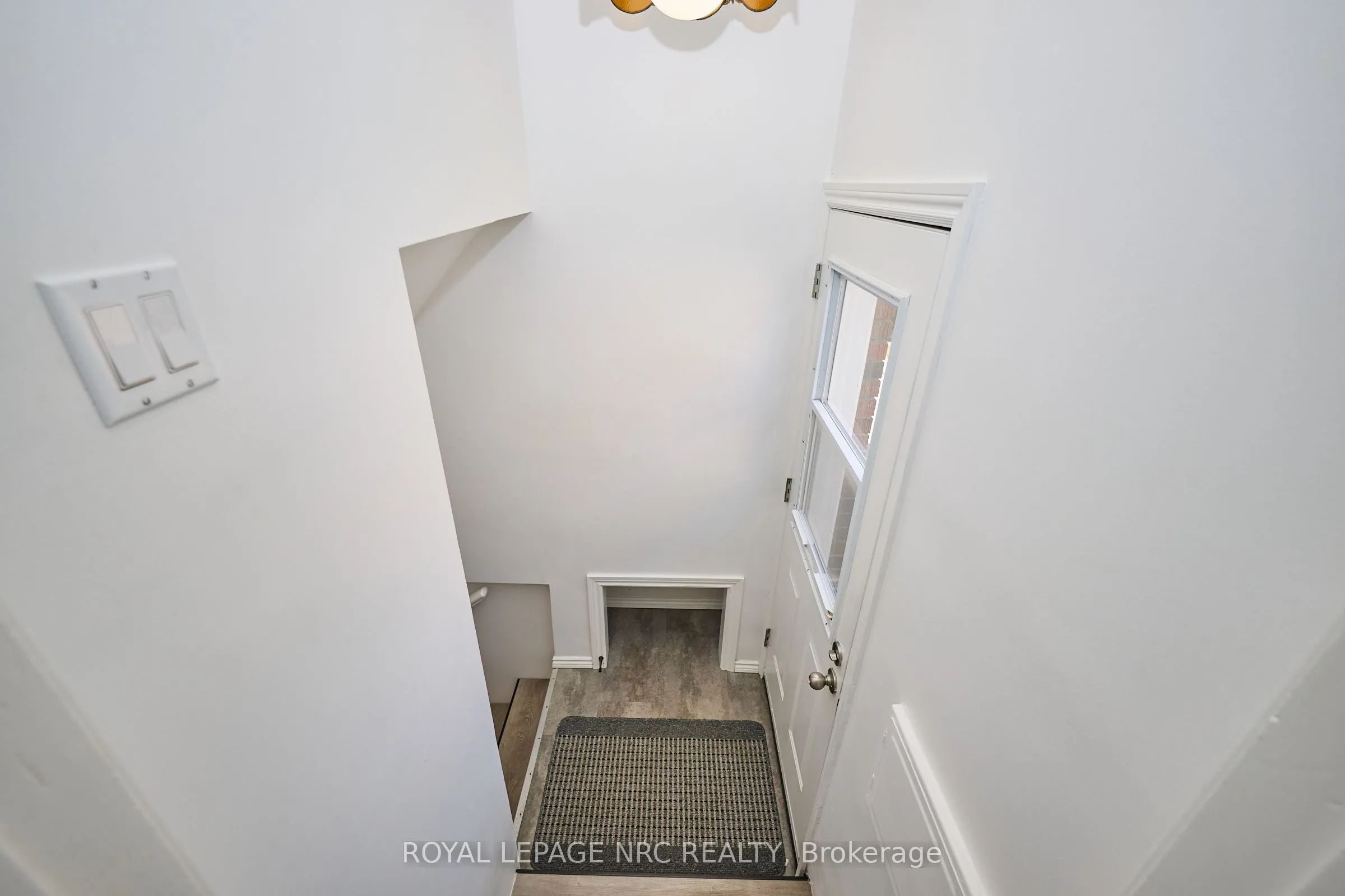 79 Cross Street, ON L3K 1L1