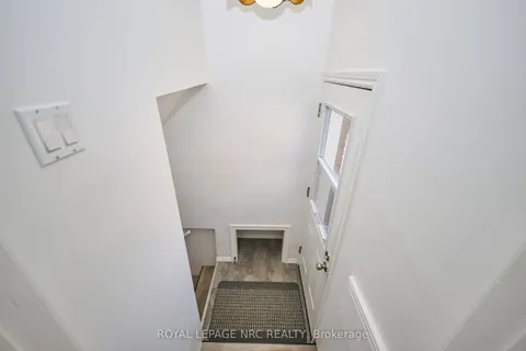 79 Cross Street, ON L3K 1L1