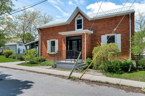 8 Catherine Street, ON K0K 2T0