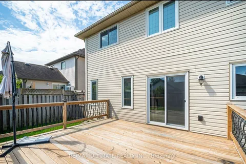 133 Fleming Way, ON L9V 3E5