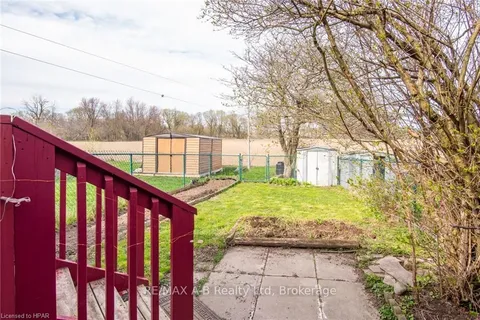 26 DICKENS Place, ON N5A 7G1