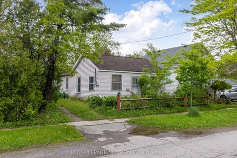 12 Bailey Street, ON L2S 1J4