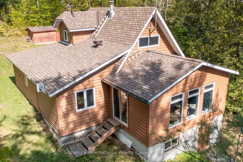 14 Burnegie Lane, ON P2A 2W8