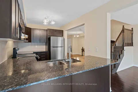 203 Kingswell Street, ON K1T 0L1