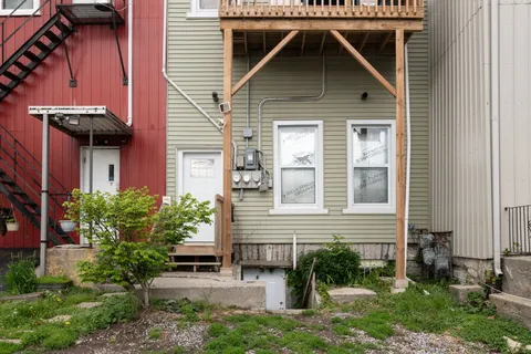 48 Dundas Street, ON K7R 1H8