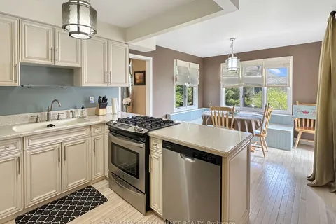 43 Dungannon Drive, ON K8P 5E7
