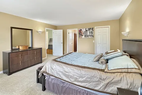 43 Dungannon Drive, ON K8P 5E7
