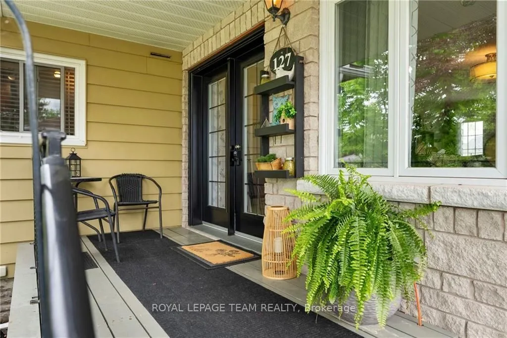 127 GRANT Boulevard, ON K7V 2P3