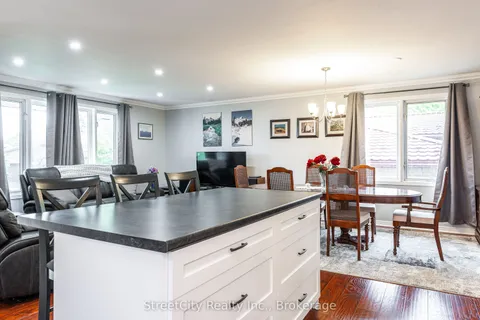 43 Freeland Drive, ON N4Z 1H1