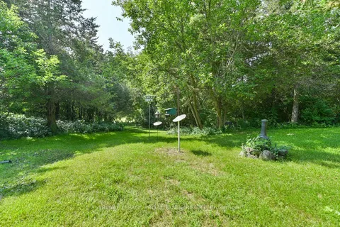 789 Hearns Road, Quinte West, ON K0K 2C0